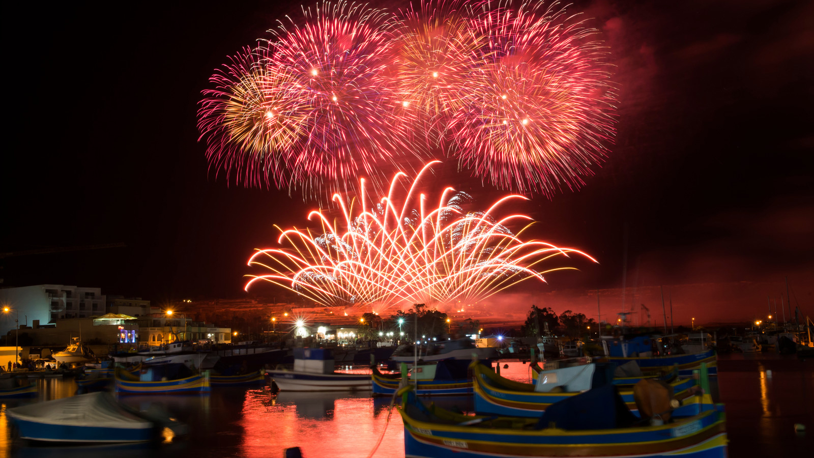 Il Malta International Fireworks Festival illumina i cieli dell'arcipelago  - Il Blog di VisitMalta